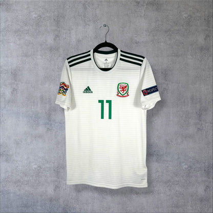 Maillot Pays de Galles 2018 extérieur face écusson Adidas dragon