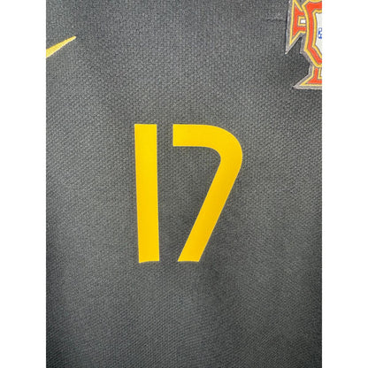 Détail de l'écusson du Portugal et du logo Nike