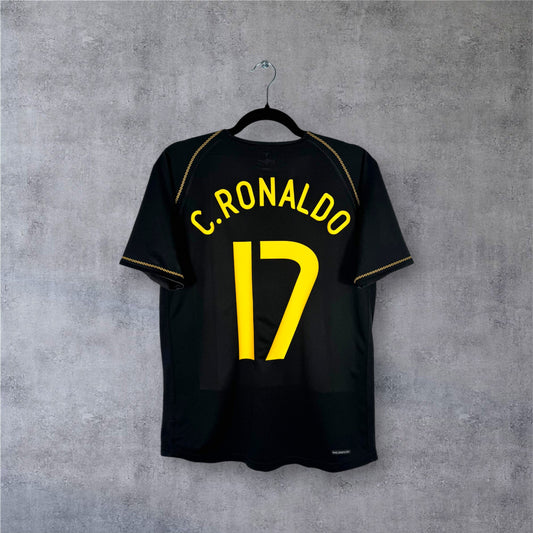 Flocage C.Ronaldo numéro 17 sur maillot Portugal 2006-2008