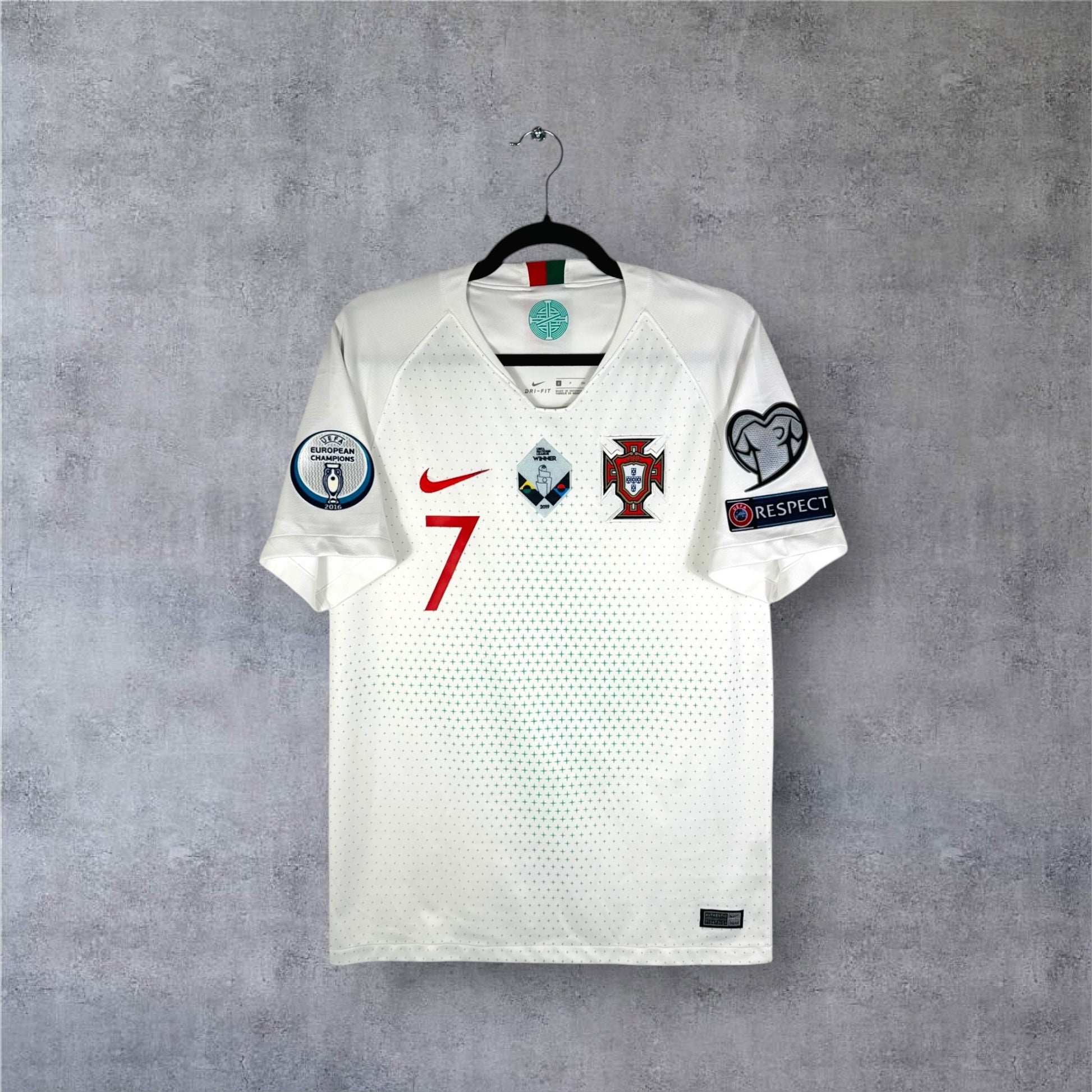 Maillot authentique Portugal 2018-2019 Extérieur Nike vue de face