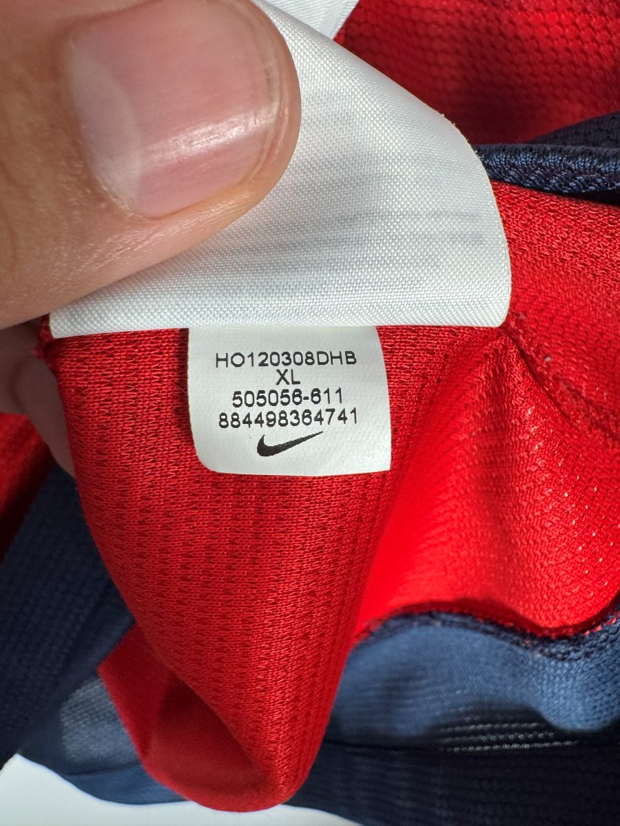 Étiquette intérieure Nike d'origine référence 505056-611 taille XL du maillot PSG 2012-2013