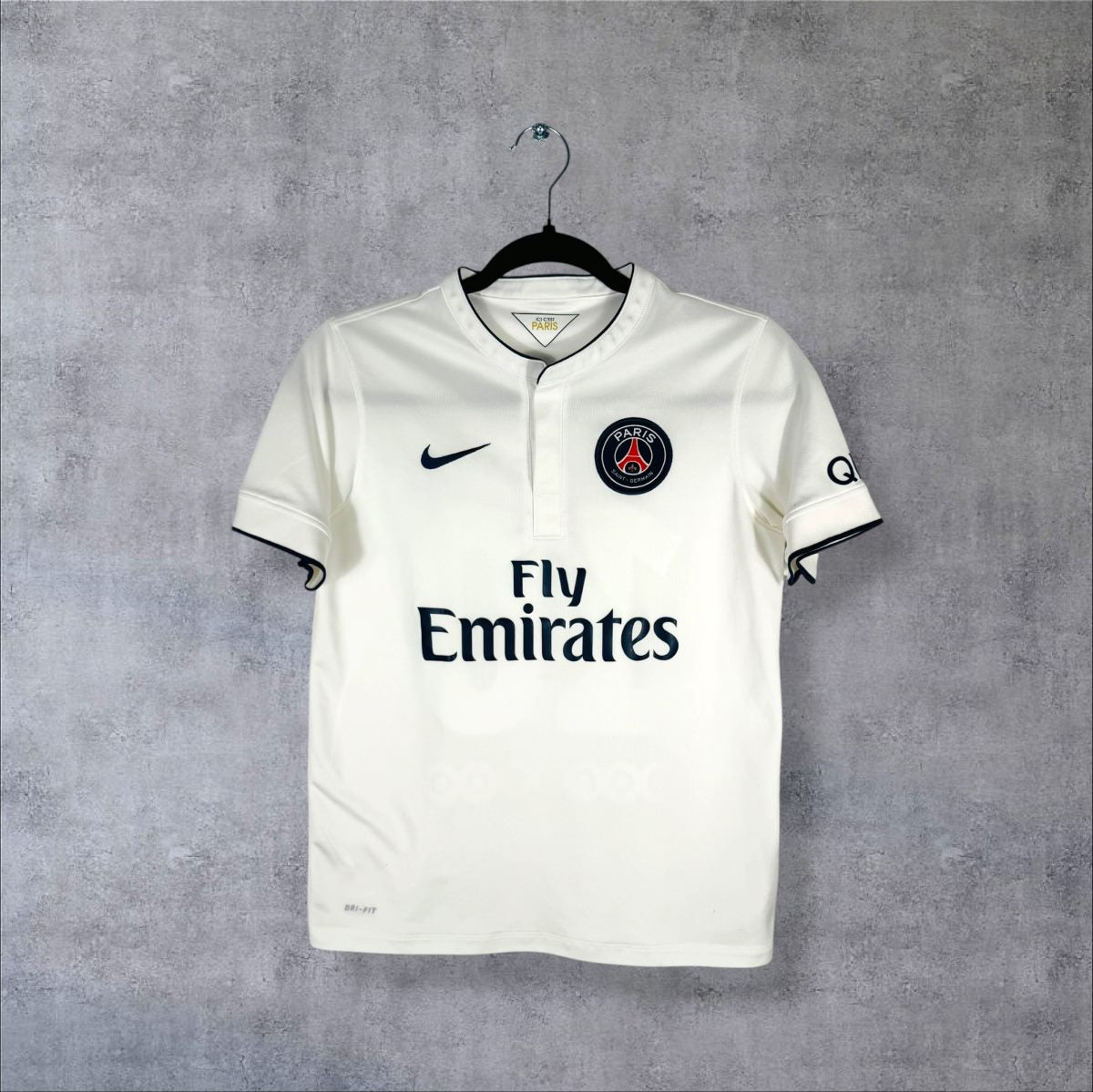 Maillot PSG 2014-2015 extérieur Nike vue face sponsor Fly Emirates