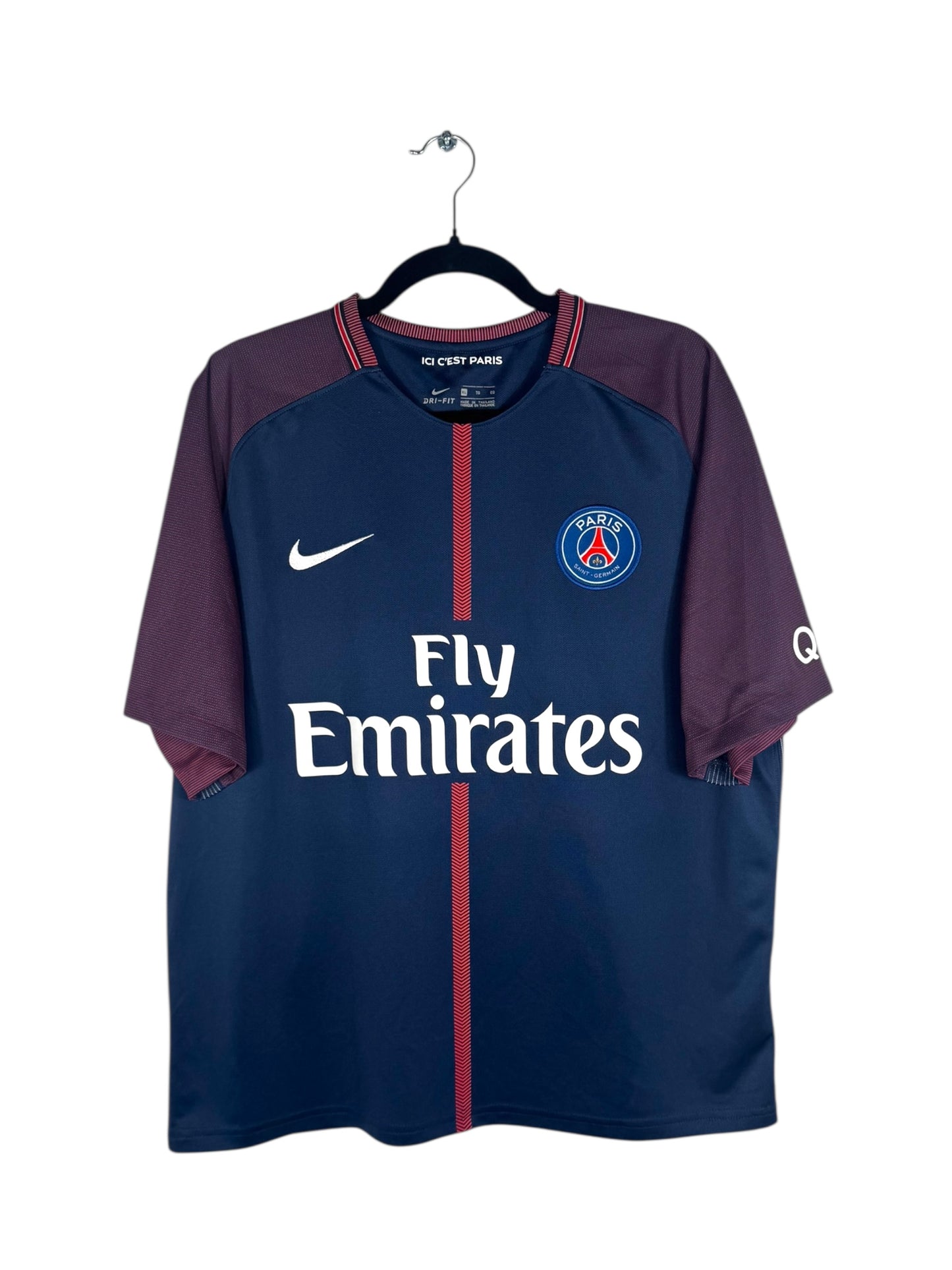 Maillot PSG 2017-2018 domicile Mercurial Kylian Mbappé Nike vue avant logo et sponsor