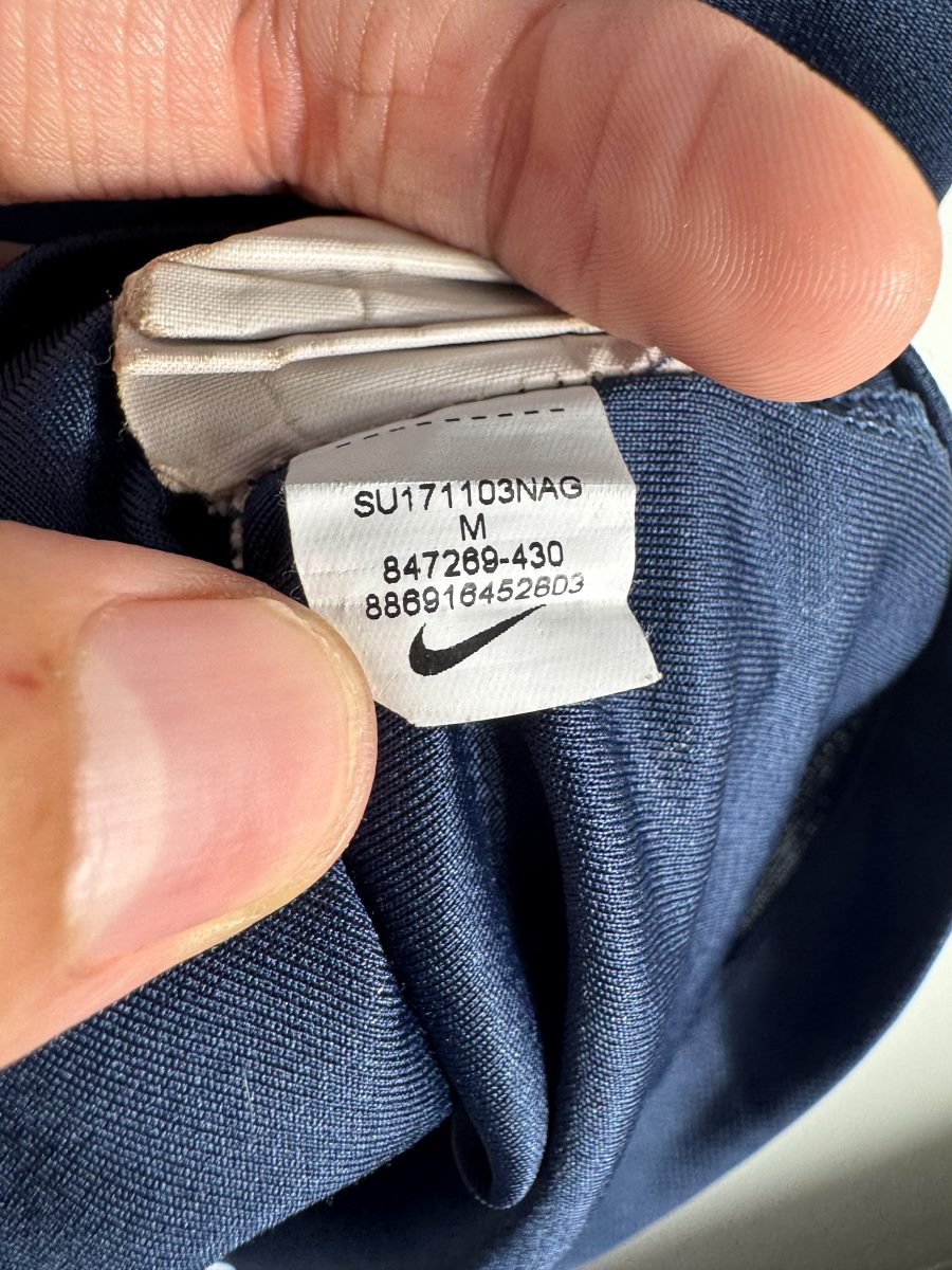 Étiquette Nike d'origine du maillot PSG 2017-2018, référence 847269-430 taille M