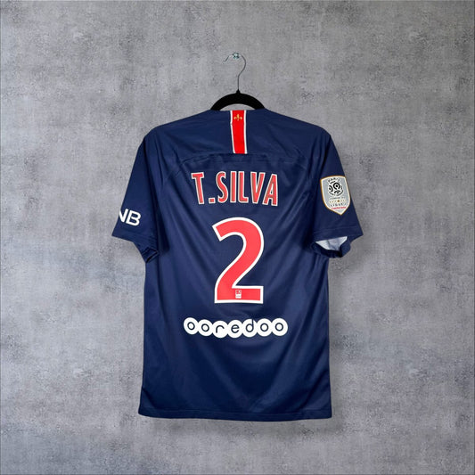 Maillot PSG 2018-2019 domicile Nike, dos floqué T. Silva 2, sponsor Ooredoo, badge champion Ligue 1