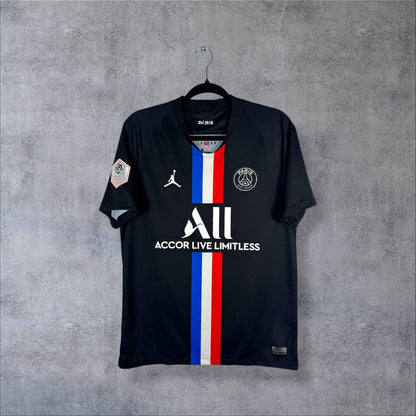 Face du maillot PSG 2019-2020 fourth Jordan noir à bande tricolore, sponsor ALL Accor Live Limitless
