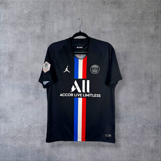 Face du maillot PSG 2019-2020 fourth Jordan noir à bande tricolore, sponsor ALL Accor Live Limitless