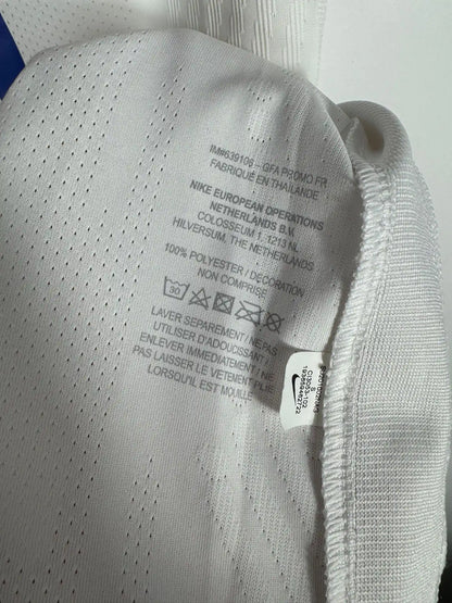 Étiquette Stock Pro Player Issue prouvant la version technique destinée aux joueurs sur maillot PSG away 2020-2021 distinct de la version Stadium