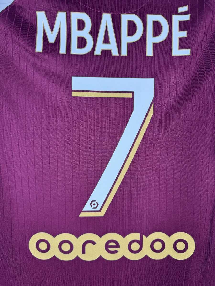 Flocage Mbappe numero 7 avec logo Ligue 1 integre