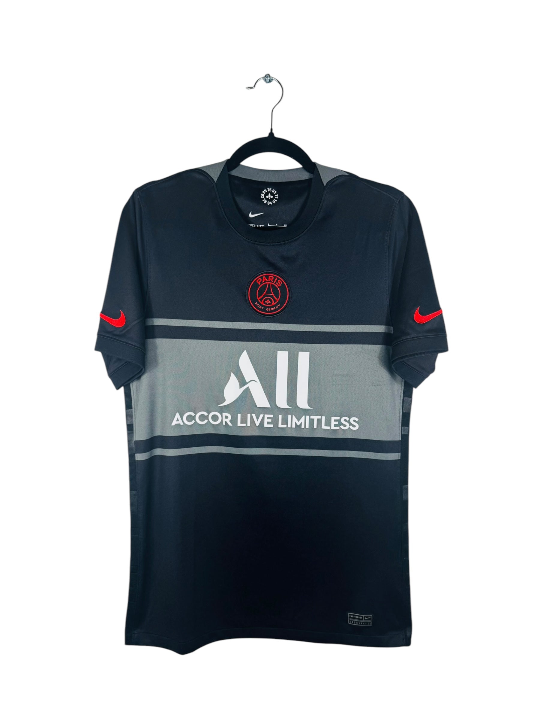 Maillot PSG 2021-2022 Third Nike - Vue avant, flocage PSG, taille S, couleur noir/gris.