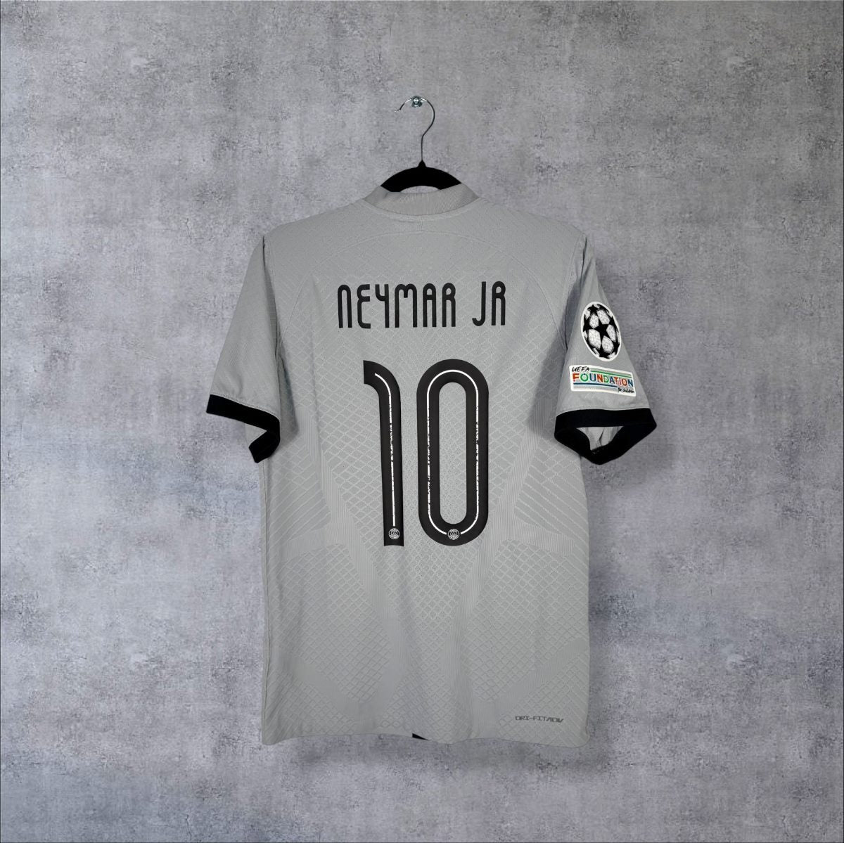 Maillot PSG 2022-2023 extérieur Pro gris vue dos flocage Neymar Jr N°10
