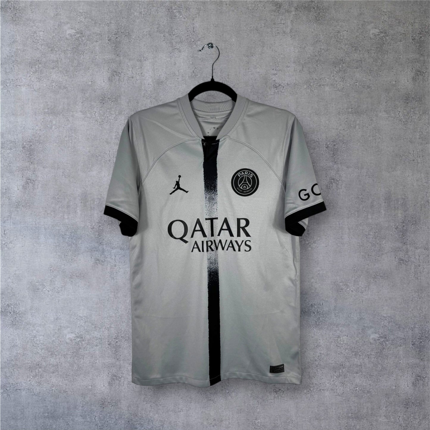 Maillot authentique PSG 2022-2023 Extérieur Verdy Edition Jordan vue de face
