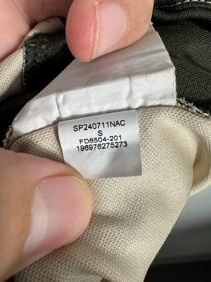 Étiquette intérieure Jordan FD6504-201 taille S, maillot PSG fourth 2023-2024