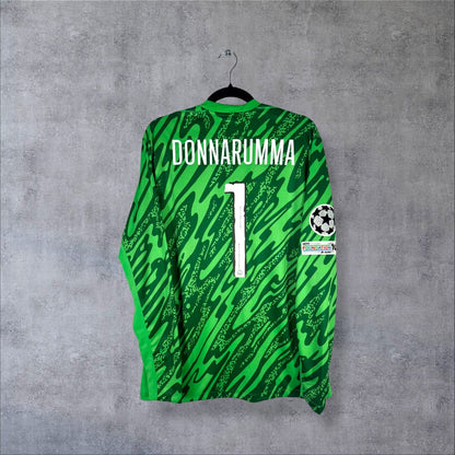 Dos du maillot gardien PSG 2024-2025 vert avec flocage Donnarumma numéro 1 et patch Ligue des Champions