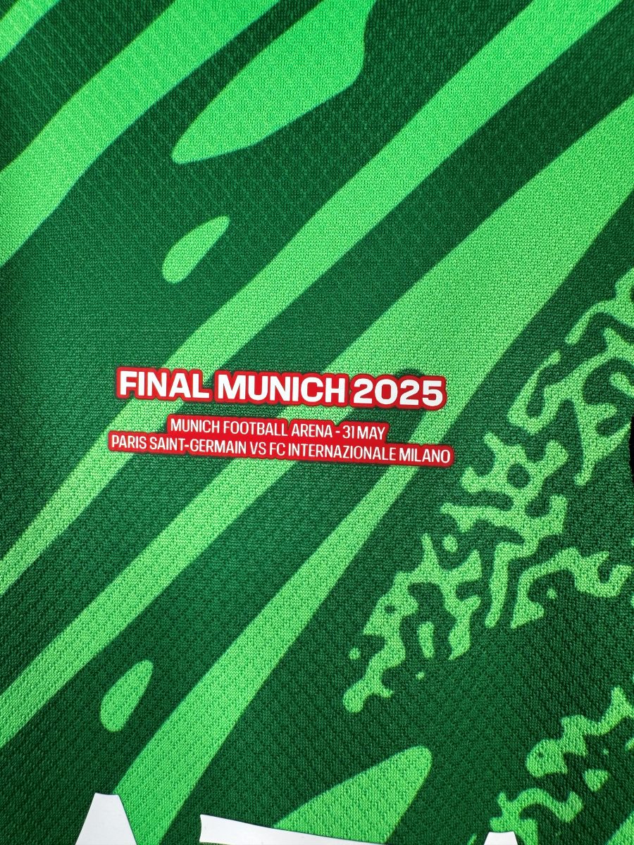 Patch Match Detail FINAL MUNICH 2025 PSG contre Inter Milan sur le maillot gardien