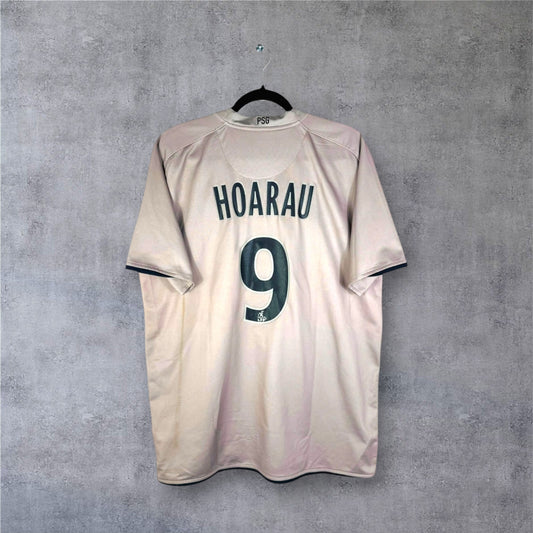 Dos du maillot PSG 2009 extérieur gris avec flocage bleu marine HOARAU 9.