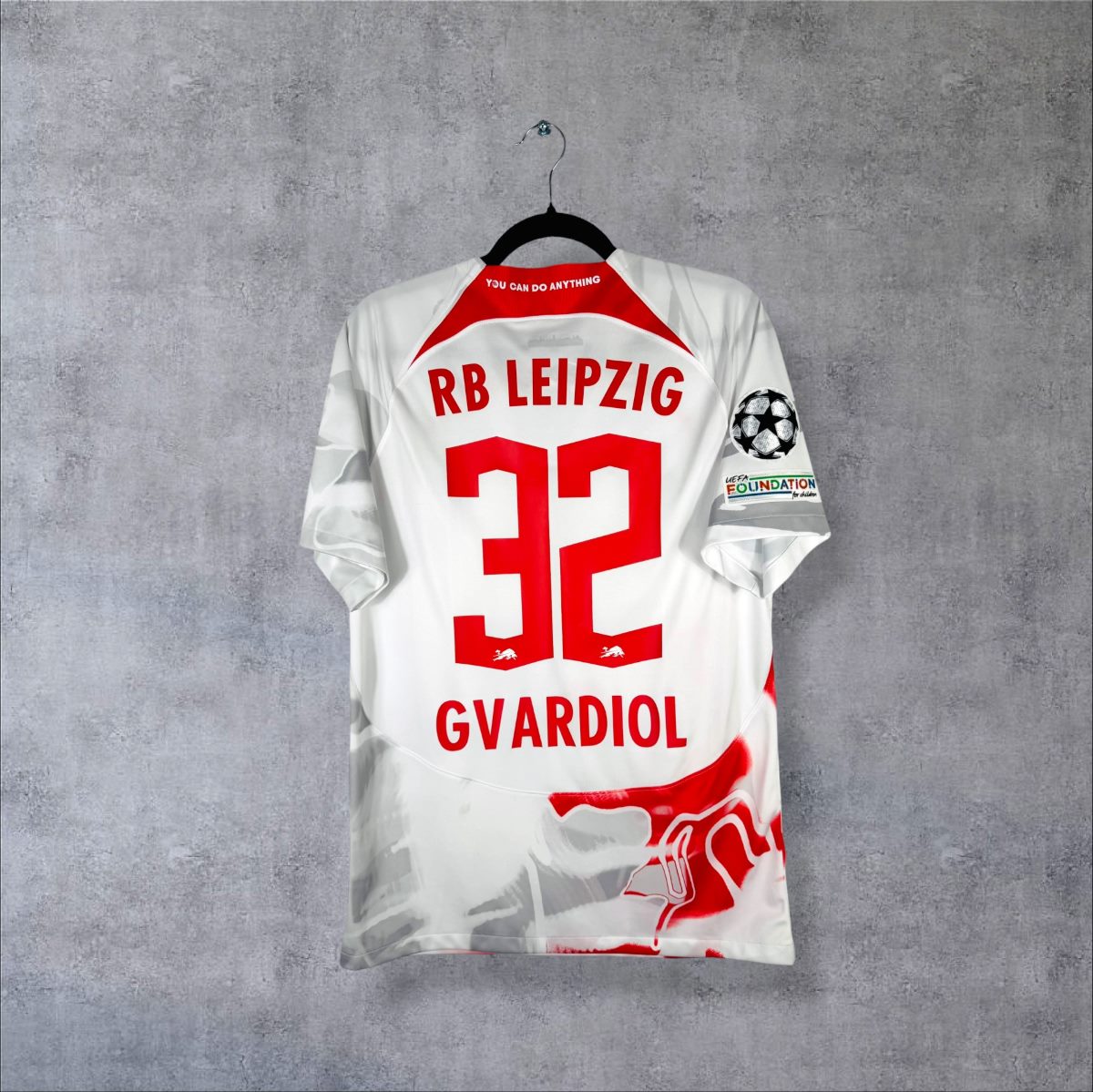 Maillot RB Leipzig 2022-2023 domicile, dos floqué RB Leipzig 32 Gvardiol