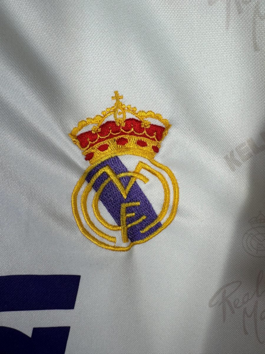 Écusson brodé du Real Madrid avec couronne royale sur le maillot domicile 1994-1995 Kelme