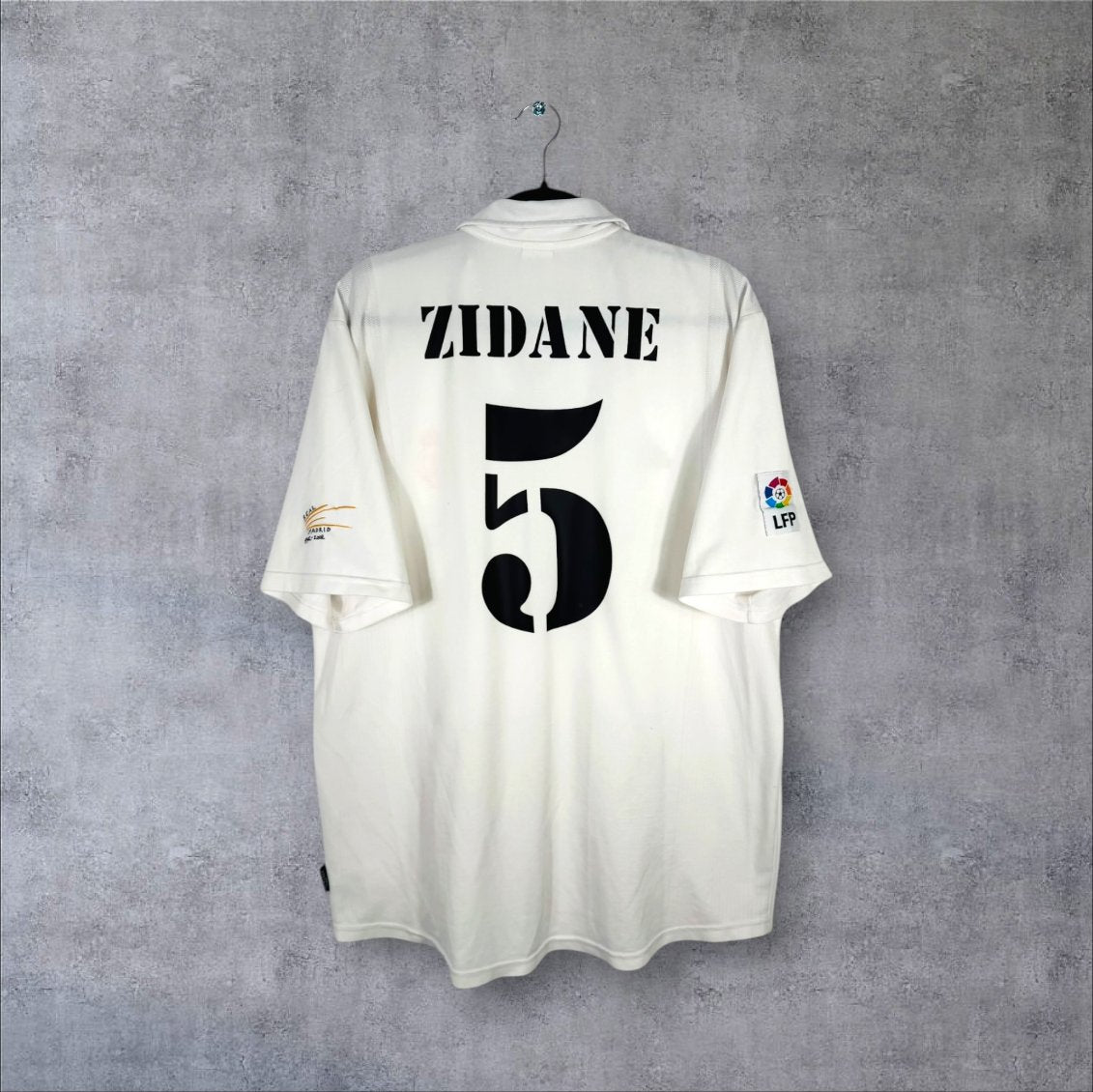 Flocage Zidane numéro 5 sur maillot Real Madrid 2002-2003 Domicile
