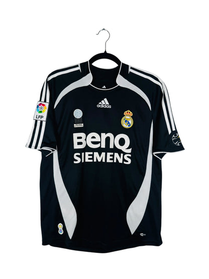 Maillot Real Madrid 2006-2007 Extérieur Adidas - Vue avant, taille S ou XL enfant, couleur noir.