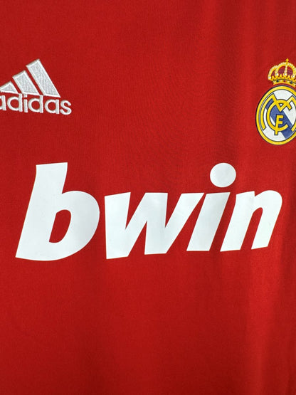 Maillot Real Madrid 2011-2012 Third - détail sponsor bwin et écusson