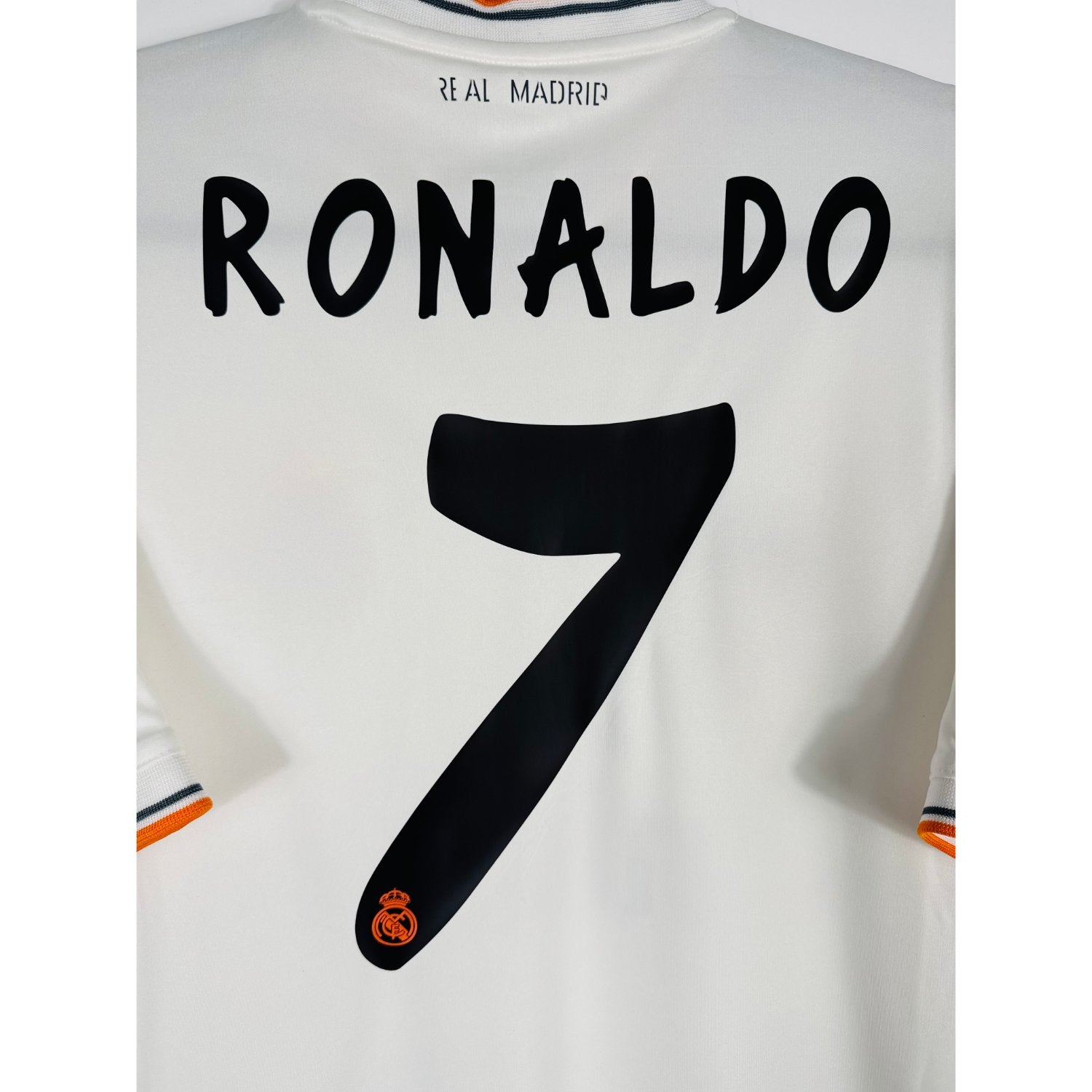 Détail de la typographie du flocage sur le numéro 7 de Cristiano Ronaldo