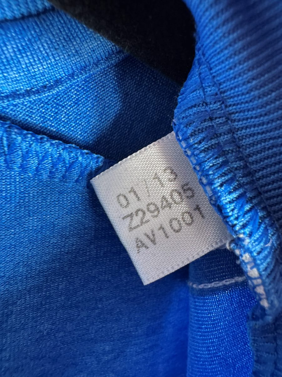 Etiquette adidas du maillot Real Madrid 2013-2014 code Z29405