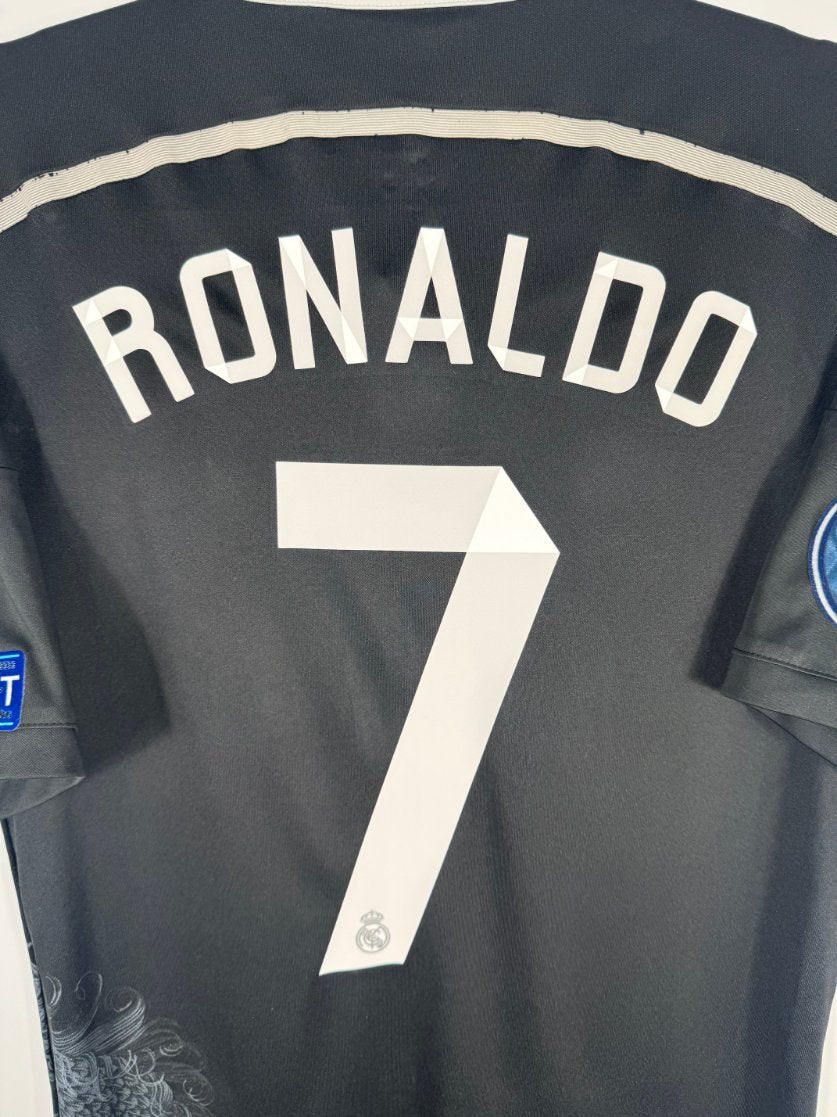 Détail de la typographie du flocage sur le numéro 7 de Cristiano Ronaldo