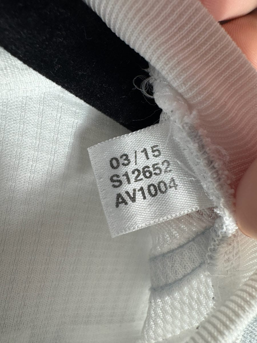 Étiquette intérieure adidas d'origine du maillot Real Madrid 2015-2016, code S12652, production 03/15