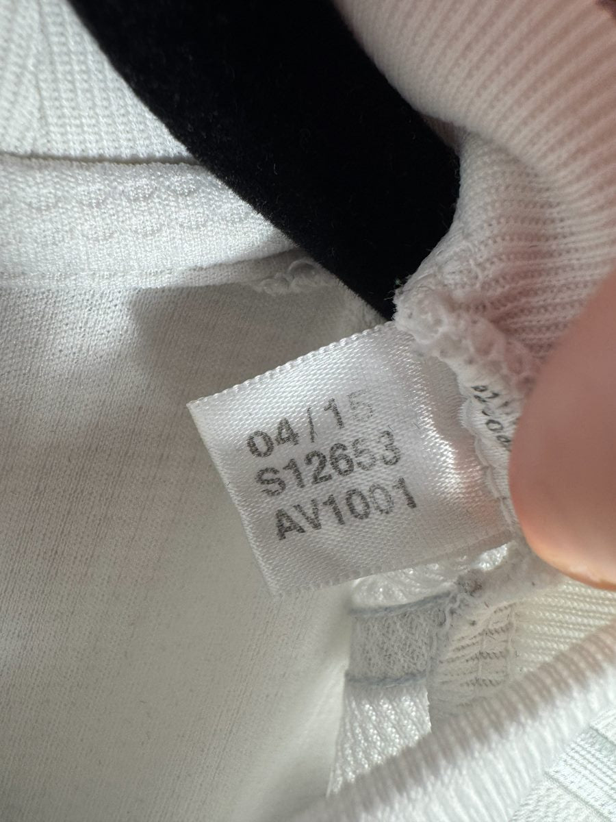 Étiquette adidas du maillot Real Madrid 2015-2016 domicile, référence S12653 et date 04/15