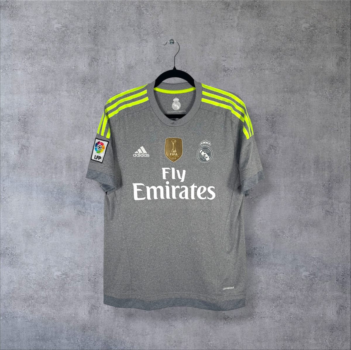 Face du maillot Real Madrid 2015-2016 extérieur gris chiné Adidas sponsor Fly Emirates