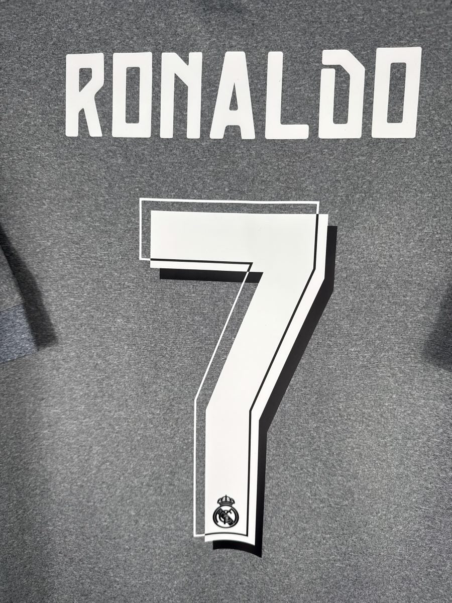 Maillot Real Madrid 2015-2016 Extérieur - vue générale