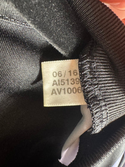 Étiquette d'authenticité avec code Adidas AI5139 prouvant l'originalité du maillot