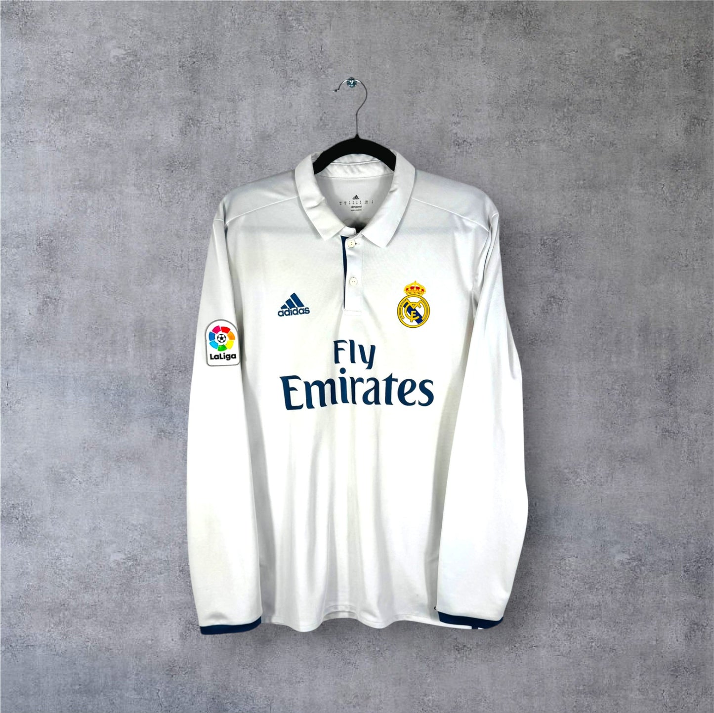 Maillot authentique Real Madrid 2016-2017 Domicile Manches Longues Adidas vue de face