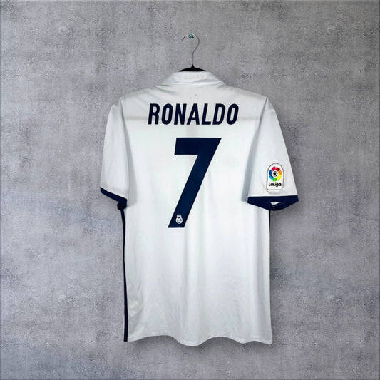 Flocage Ronaldo numéro 7 sur maillot Real Madrid 2016-2017 Domicile