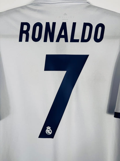 Détail de la typographie du flocage sur le numéro 7 de Cristiano Ronaldo