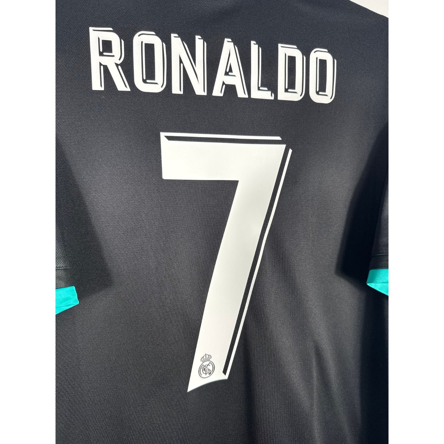 Détail de la typographie du flocage sur le numéro 7 de Cristiano Ronaldo