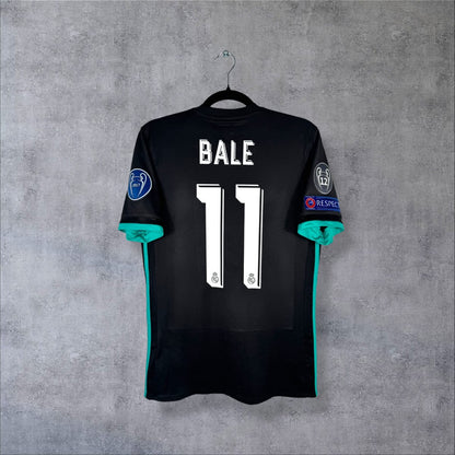 Maillot Real Madrid 2017-2018 extérieur adidas noir, dos floqué Bale 11 et badges Ligue des champions