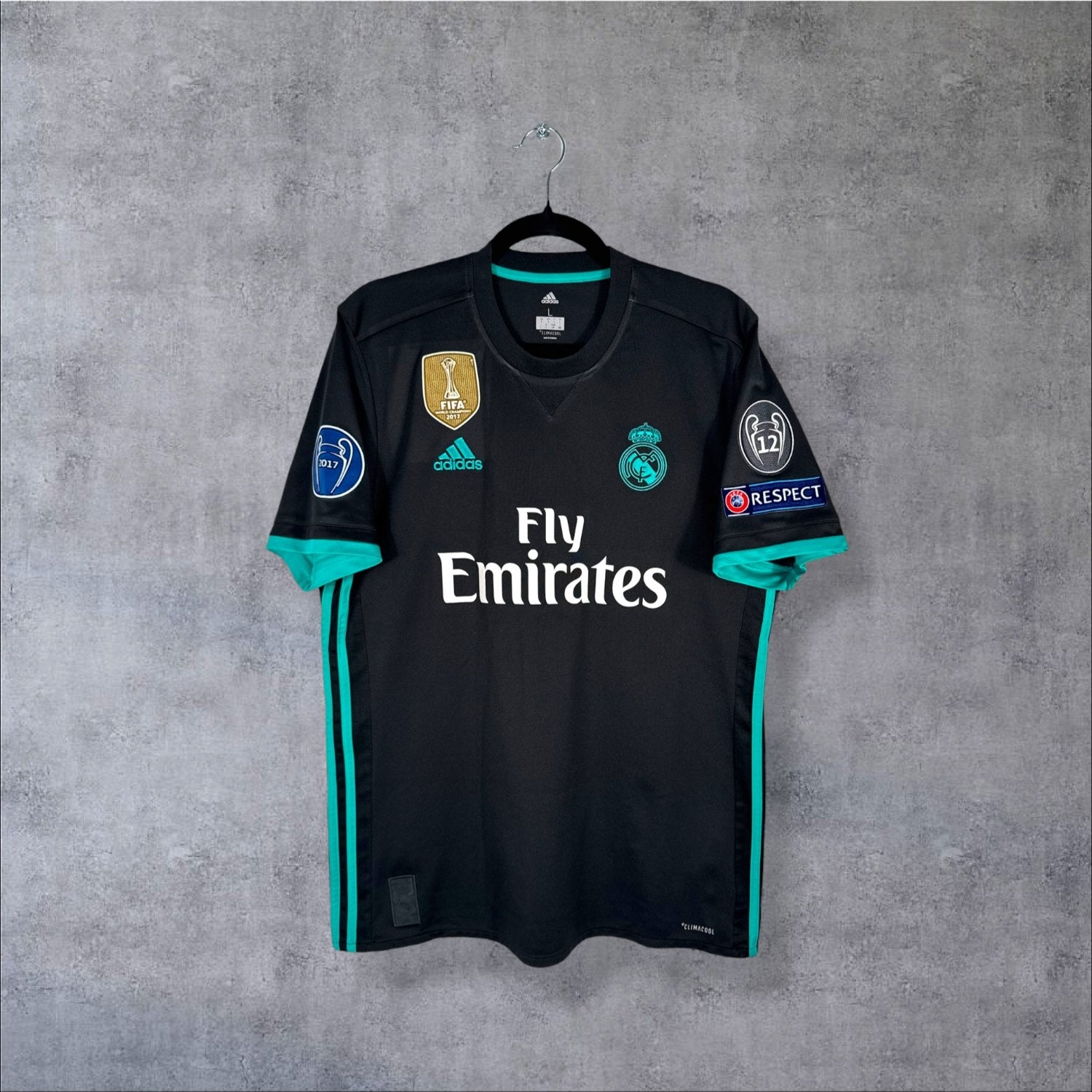 Maillot authentique Real Madrid 2017-2018 Extérieur Adidas noir vue de face taille M