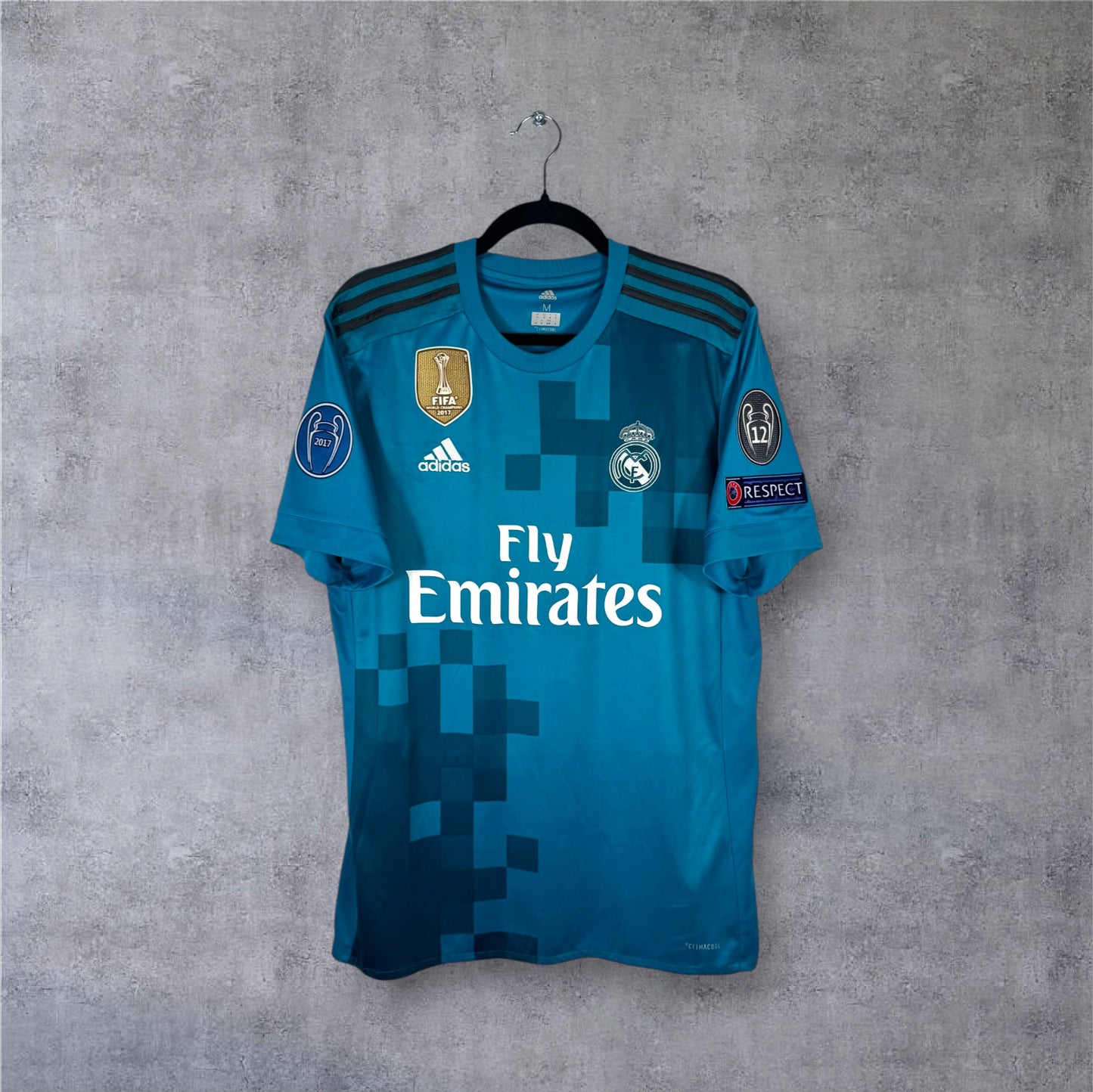 Maillot authentique Real Madrid 2017-2018 Third Adidas vue de face
