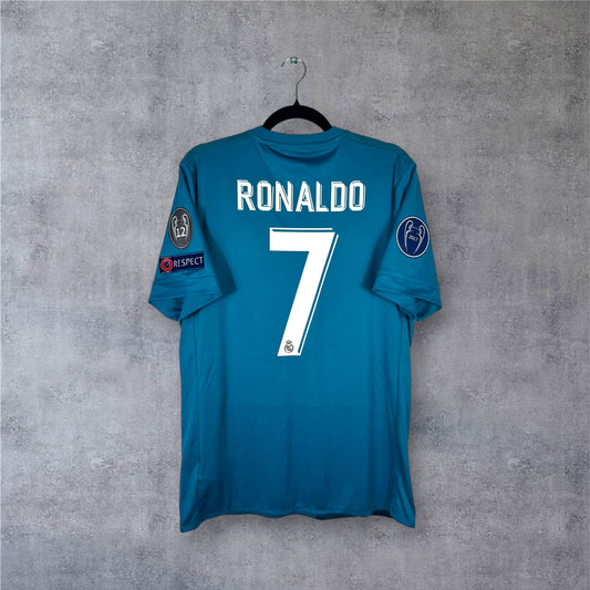 Flocage Ronaldo numéro 7 sur maillot Real Madrid 2017-2018 Third