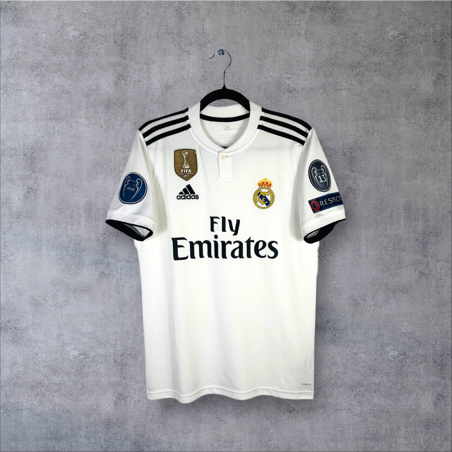Maillot authentique Real Madrid 2018-2019 Domicile Adidas vue de face