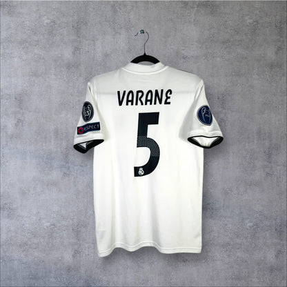 Flocage Varane numéro 5 sur maillot Real Madrid 2018-2019 Domicile