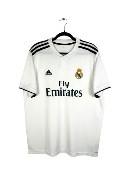 Maillot Real Madrid 2018‑2019 domicile Adidas vue avant logo club et sponsor