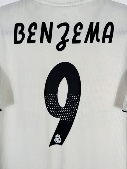 Détail flocage Benzema numéro 9
