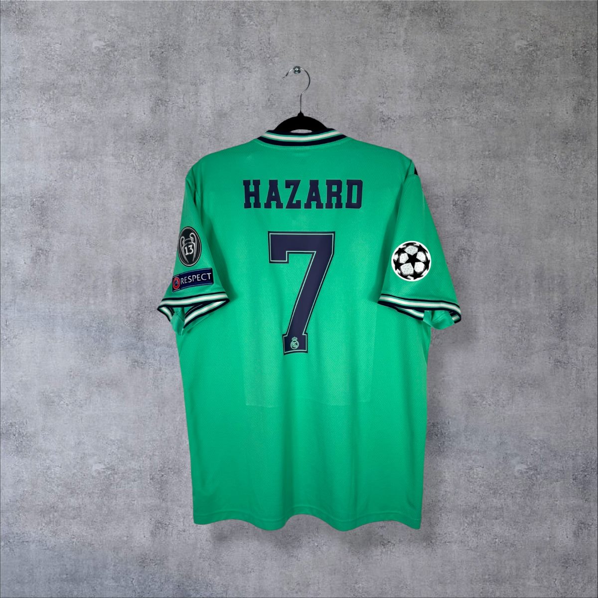 Maillot Real Madrid 2019-2020 third vert vue dos flocage Hazard N°7