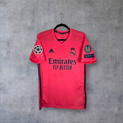 Maillot authentique Real Madrid 2020-2021 Extérieur rose Adidas vue de face