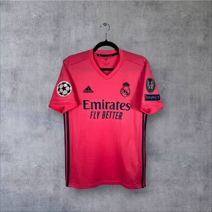 Maillot authentique Real Madrid 2020-2021 Extérieur rose Adidas vue de face