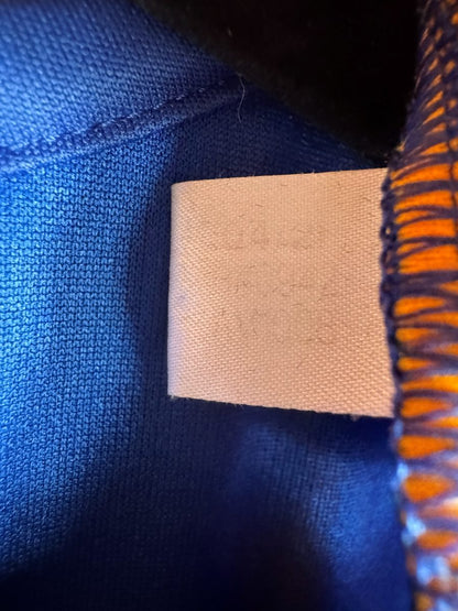 Étiquette intérieure adidas du maillot Real Madrid 2021-2022 extérieur, impression peu contrastée