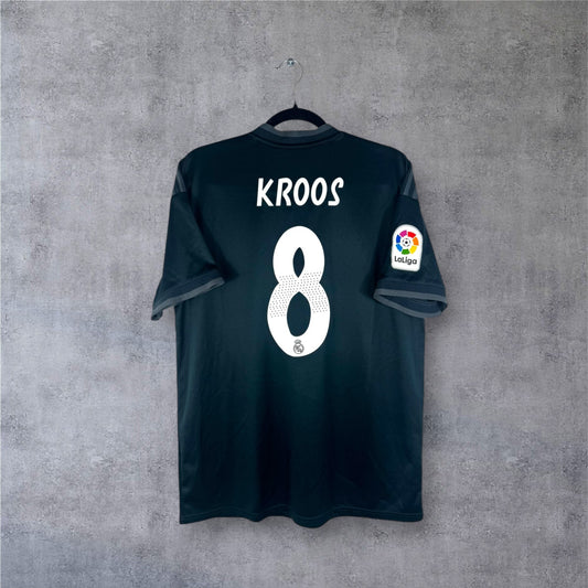 Dos du maillot Real Madrid 2019 gris anthracite avec flocage blanc KROOS 8.